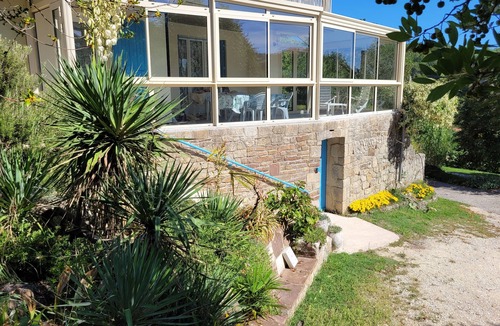 Chassiers Apartment | 4-person gîte in southern Ardèche. Shared swimming pool. 17 Km from Gorges de l'Ardèche,