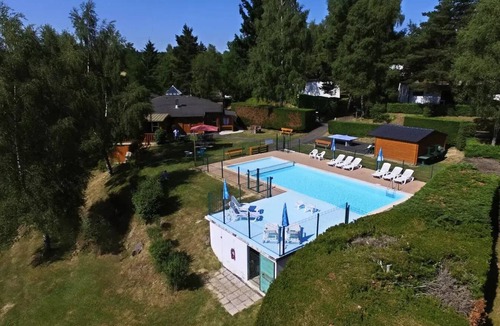 Chaudes-Aigues Ski Chalet | 4-room chalet - No crib available; sleeps 7 people