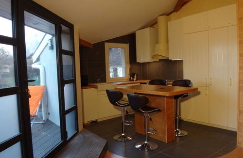 Collonges-sous-Saleve Apartment | 4 stars - High standing air conditionned apartment, heated swimming pool, Geneva