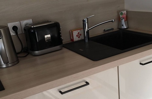 Chatenay-Malabry Apartment | 5 minutes from a large park, shops and transport