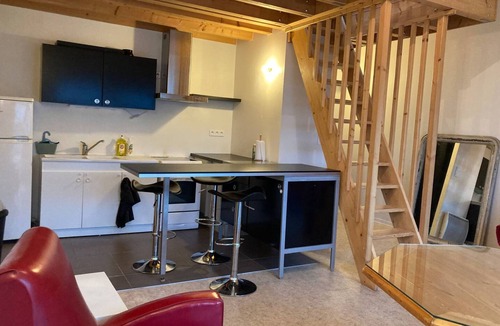 Saint-Francois d'Assise Apartment | 500 metres from the exhibition centre, large apartment with fitted kitchen