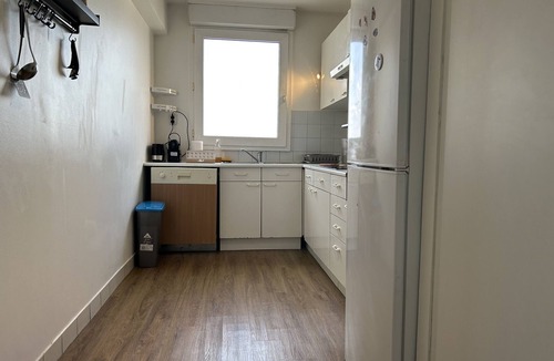 Le Kremlin-Bicetre Apartment | 500m from Paris, 130m2, 4 bdr, balcony and parking