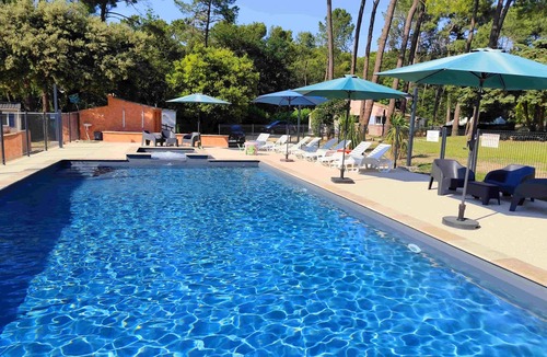 Bollene Villa | 500m² Provencal villa in the Vaucluse, with swimming pool on 1.6ha (25 pers max)