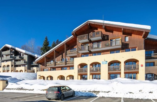 Doucy-Combelouviere Apartment | 50m from resort center, swimming pool, balcony, parking, tv, ski locker, 32m², Valmorel