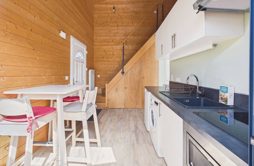 Andernos-les-Bains Ski Chalet | 700m from the sea, chalet for 2