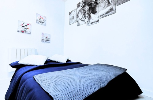 Cachan Apartment | ❤️7min to Paris, Gem: Calm, Comfort, Luxury, Netflix, Perfect Couples & Families