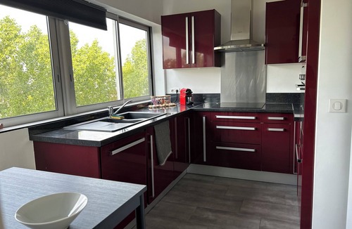 Fresnes Apartment | 82 m2/Modern/Free parking/Metro 14 10min + RER B 7 minutes away