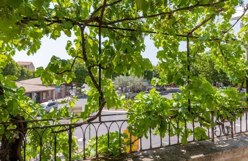 Nyons Apartment | 85 m² Apartment ∙ 2 bedrooms ∙ 4 guests