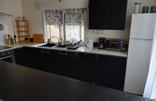 Aubiere Apartment | 90 m2 air-conditioned apartment with terrace