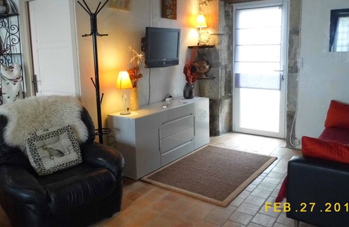 La Collancelle House | 900m from the ponds of Baye and Vaux, comfortable house in centennial park