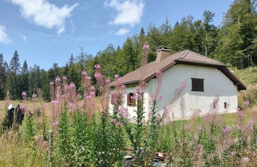 Mijoux Apartment | A break in the heart of nature Haut Jura