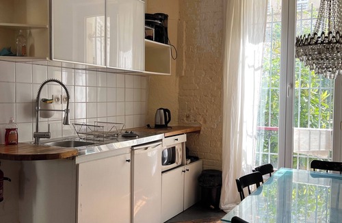 Quartier de la Goutte-d'Or Apartment | A cozy 35 m² apartment near Montmartre