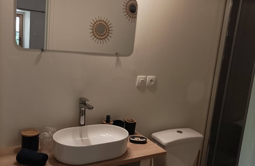 Chateauneuf-du-Rhone Bed & Breakfast | A haven of calm in the heart of an old town