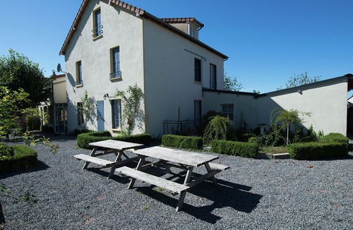 Saint-Honore-les-Bains House | A house suitable for groups and families