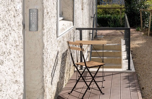 La Roche-sur-Yon Apartment | A little bit of greenery and calm in the middle of the city! The 1st.