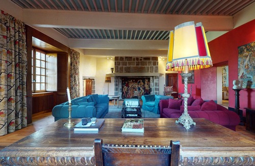 Cerzat Other | A luxurious chateau in the Auvergne in a remarkable setting!