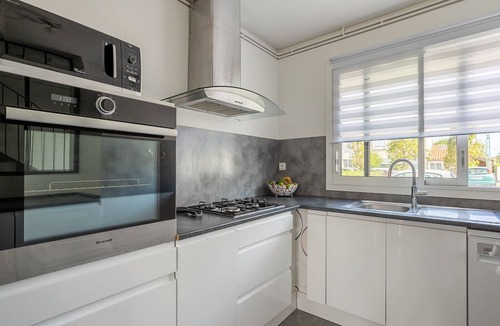 Chateau-d'Olonne Ski Chalet | A seaside holiday for 10 people