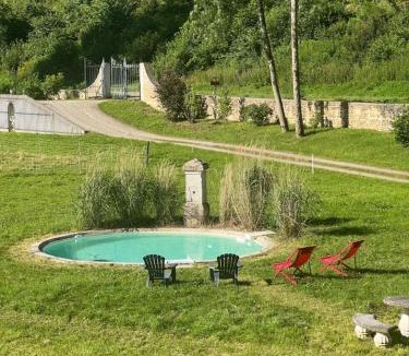 Rollainville Bed & Breakfast | Abbaye de l'Etanche - 2 chambres d'hôtes - Un cadre naturel exceptionnel -