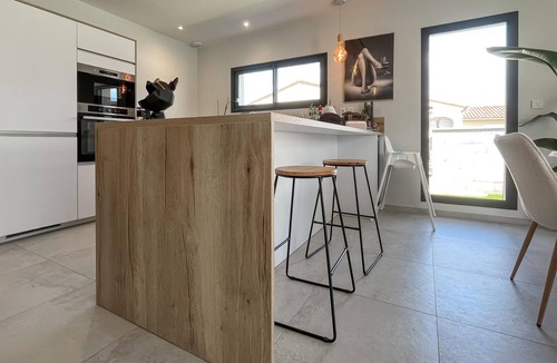 Saint-Paulet-de-Caisson House | Amazing home in Saint-Paulet-de-Caisso