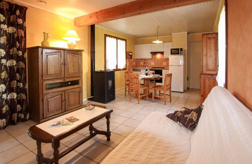 Saint-Martin-d'Aout House | Amazing home in Saint Martin d'Aout with WiFi