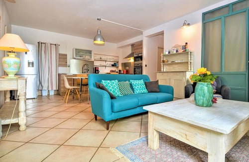 Violes House | Amazing home in Violès