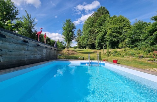 Begnecourt House | An exceptional 4-star family home with a hot tub and pool in the heart of the Vosges