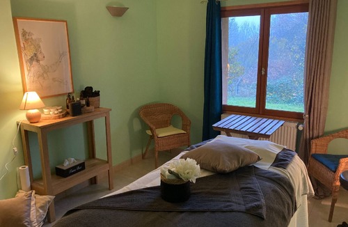 Saint Usuge Hotel | AN OASIS WHERE TO FIND THE ESSENTIALS AND TAKE A BREAK IN CONSCIOUSNESS & IN