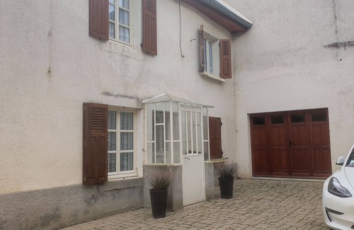 Pusy-et-Epenoux House | Ancienne Ferme Rénovée à 5 Minutes de Vesoul Avec Salle de jeu