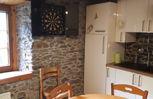 Melles Ski Chalet | Ancienne Grange Rénovée à la Frontière Espagnole