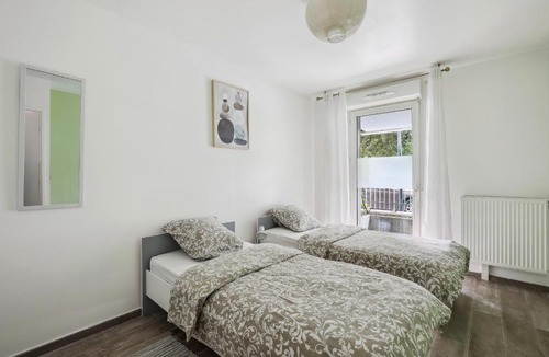 Alsace Apartment | Apart-Chic-Les-Ulis With Balcon, Terrasse and Parking
