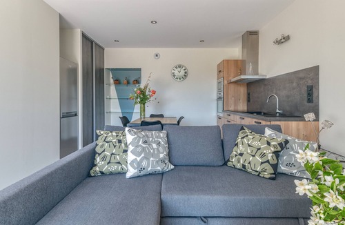 Saint-Pancrasse Apartment | Apartment "La Source Amélie" with Mountain View, Terrace and Private Garden.