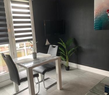 Creutzwald Apartment | Apartement cosy et lumineux proche du lac
