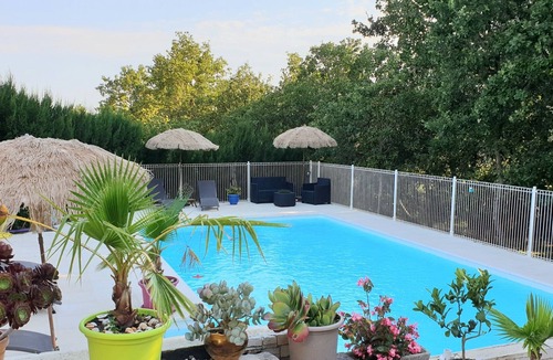 Saint-Marcel-d'Aredeche Apartment | Apartment with Garden
