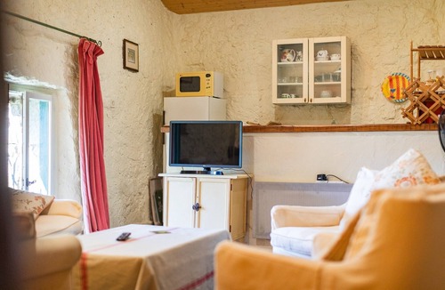 Sauzet Apartment | Apartment 1 (for 2 people)
