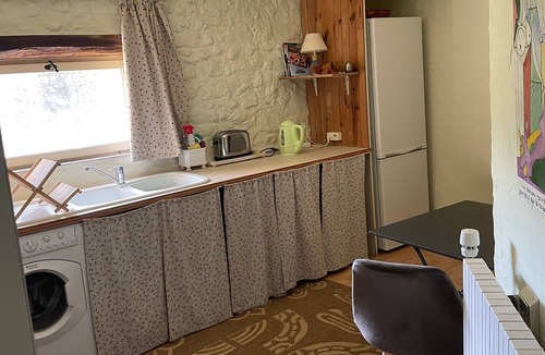 Sauzet Apartment | Apartment 3 with Countryside View