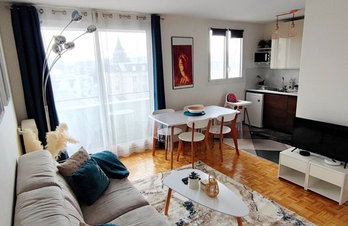 Quartier Centre Ville Apartment | Apartment 4 pers - TGV 🚄 + RER B&C🚆- Netflix/Disney+ 😎🍿