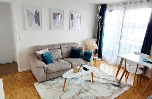 Quartier Centre Ville Apartment | Apartment 4 pers - TGV 🚄 + RER B&C🚆- Netflix/Disney+ 😎🍿