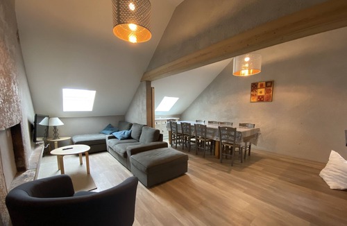 Albepierre-Bredons Apartment | APARTMENT 8 PEOPLE