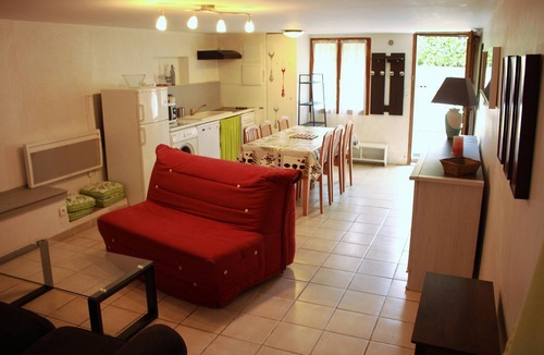 Le Breuil Apartment | Apartment-Basic-Wet room-Patio