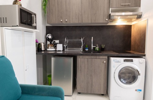 Gentilly Apartment | Apartment 'Calme Elegant – Rer B – Paris' with Wi-Fi