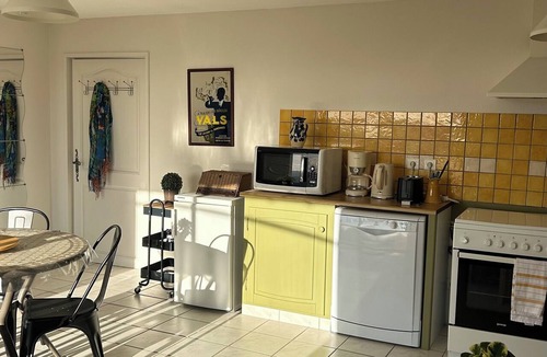 Vals-les-Bains Apartment | apartment/flat - VALS LES BAINS
