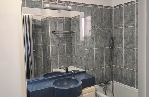 Saint-Martin-de-Crau Apartment | Apartment cozy2 bedrooms ideal stay Provence