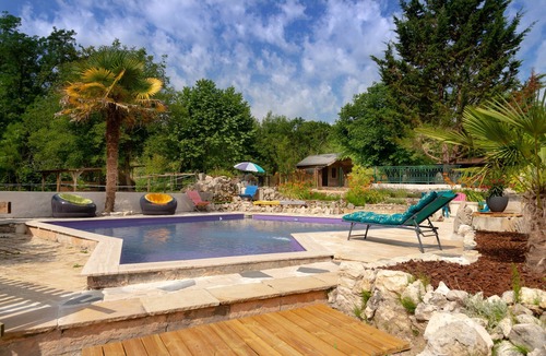 Murs-et-Gelignieux Apartment | Apartment Gîte de l'Eléphant with Pool, Whirlpool, Wi-Fi & Terrace