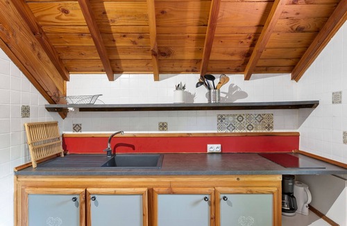Vaulnaveys-le-Bas RV Rental | Apartment "Gentiane" with mountain view, Wi-Fi and air conditioning