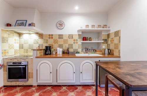 Methamis Apartment | Apartment 'Gîte Ventoux Blanc' with Mountain View, Private Pool and Wi-Fi