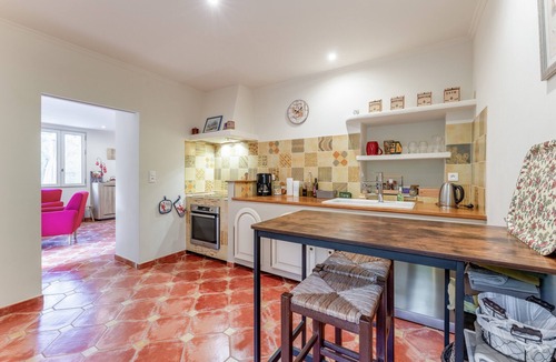Methamis Apartment | Apartment 'Gîte Ventoux Blanc' with Mountain View, Private Pool and Wi-Fi