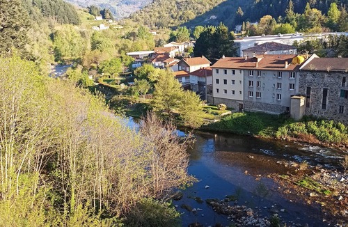 Le Cheylard House | Apartment/house le Cheylard 07160 Ardeche verte Weekly/fortnightly rental