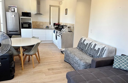 Chaponnay Apartment | Apartment ideally located just outside Lyon