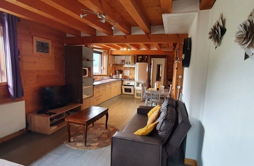 Faverges-Seythenex Apartment | Apartment in a pretty village