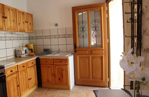 Colonzelle Apartment | Apartment in a quiet village house